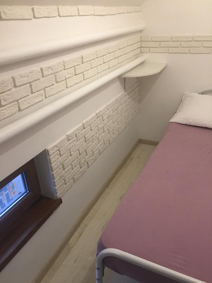Hostel Railway Kiev エクステリア 写真