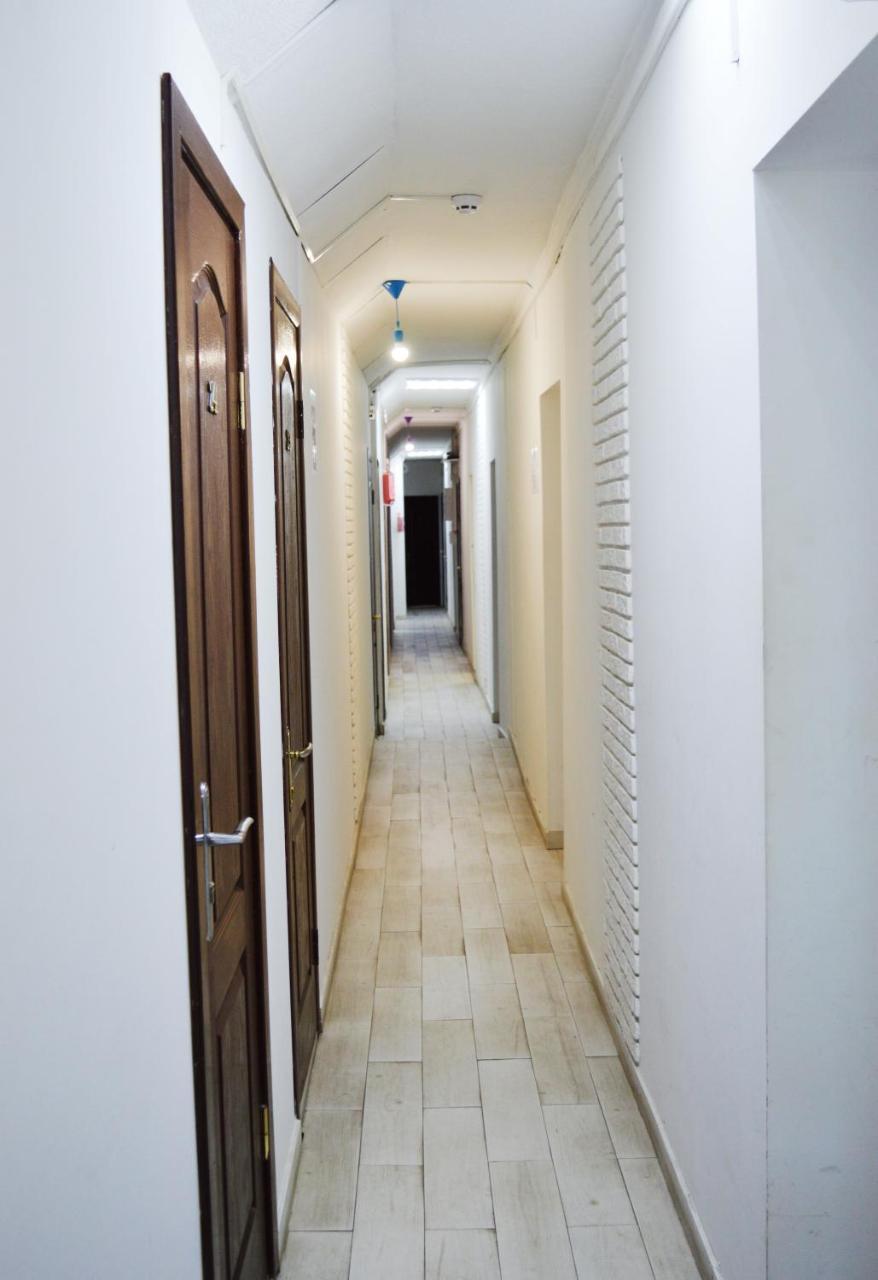 Hostel Railway Kiev エクステリア 写真