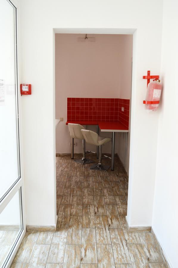 Hostel Railway Kiev エクステリア 写真